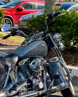 Classic 2004 Harley Davidson Softail Heritage