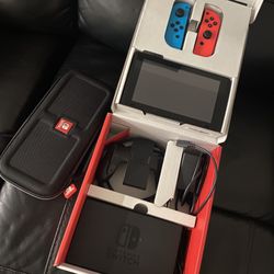 Nintendo Switch 