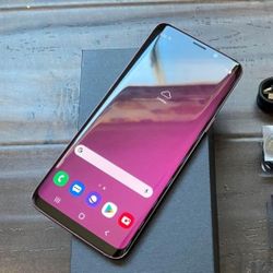 Samsung Galaxy S9, Factory Unlocked,  Excellent Condition.  Like New 