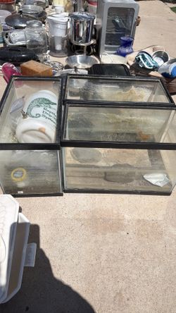 3 Fish tanks