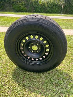 Tire and rim for Nissan Titan 265/70R18 The tire is in good condition, it's only one