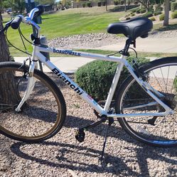 Bianchi Boardwalk commuter bike 700c