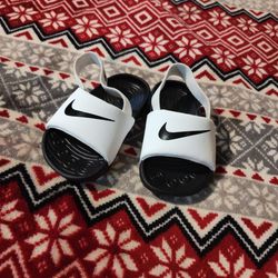 Nike Toddler slides
