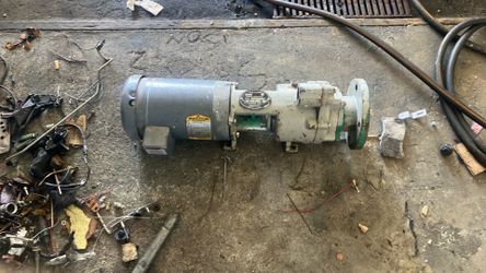 Hydr-o-grind sewage cutter pump