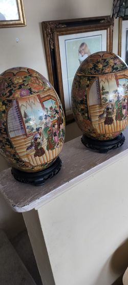 Beautiful pairs of Chinese eggs