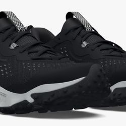 Under Armour Men's Charged Maven Trail Running Shoe Size 11