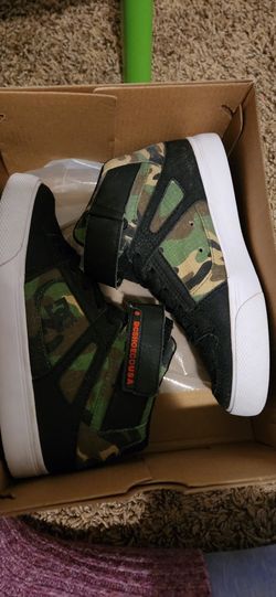 DC hi-top Shoes Kids Size 1