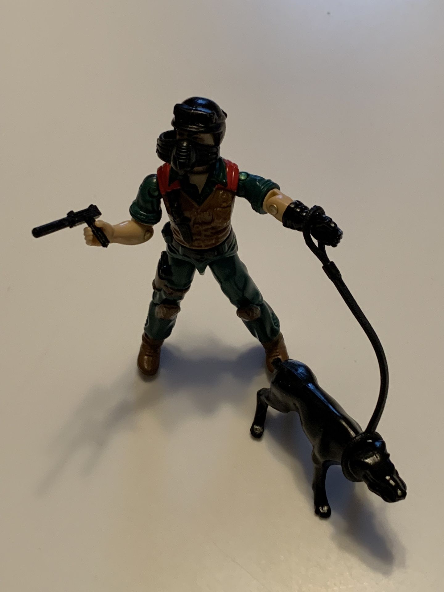 GI JOE DOG HANDLER (K-9) “MUTT” from 1984 w/Full Card and Accessories