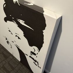 36 x 36 “ VINTAGE AUDREY HEPBURN STRETCHED ON CANVAS ART — XlNT - Price Reduced For QUICK SALE - DEAL 👍👍 •. FIRST COME FIRST SERVE. !!!