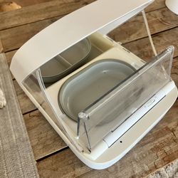 Sure feed Microchip Petfeeder