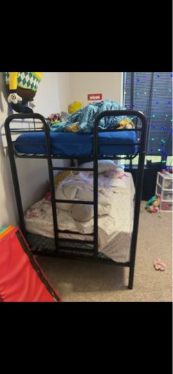 Bunk bed