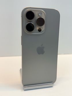Apple iPhone 15 PRO 128gb. ( Unlocked Phone )