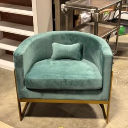 Accent Chair, Modern Upholstered Arm Chair for Living Room Bedroom Sofa Side Chair Velvet Barrel Chair with Gold Legs Lake Blue $130