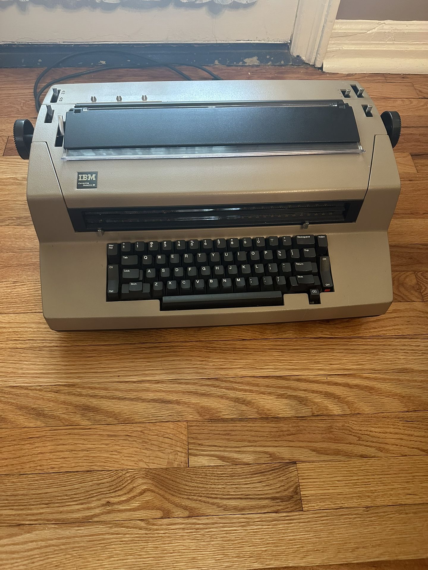 IBM Correcting Selectric III Typewriter
