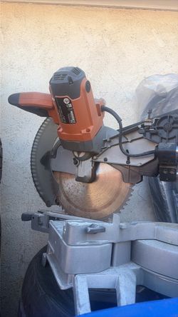 Rigid miter SAW