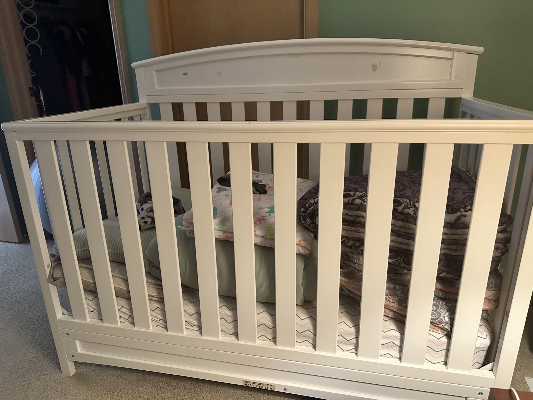Crib For Infant To Toddler 