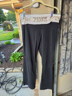 Ladies Vs pink yoga pants. Sz Lg. Each / SAle pending