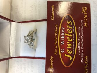 14 kt white gold engagement ring