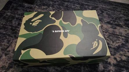 size 8 bape clutch stu 93
