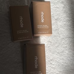 Rhode Pocket Blushes 