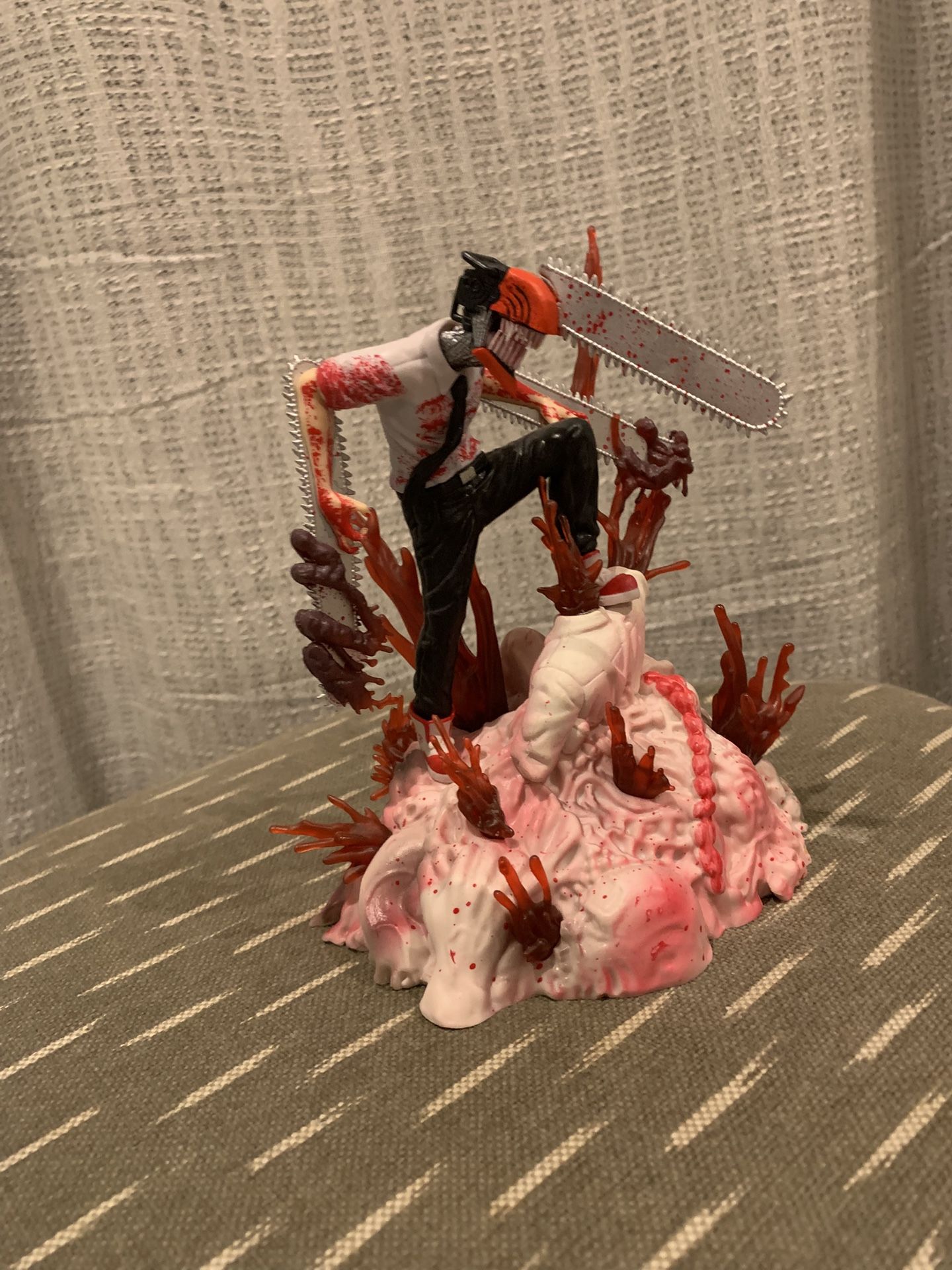 Chainsaw Man Collectible Figure