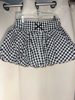 Fashion nova bubble skirt size S