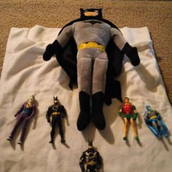 Batman  Action Figures + Joker + Robin Good Condition Oop Rare Toys + batman plush figure 