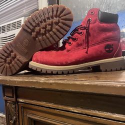 6 Inch Premium Boot 'Red Checkerboard'