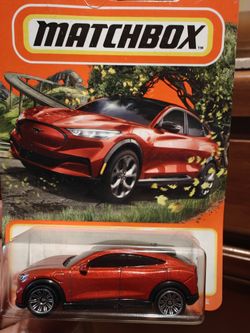 New Matchbox 2021 Ford Mustang Mach-E  1:64 Scale