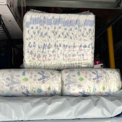 Kirkland Diapers Size 5