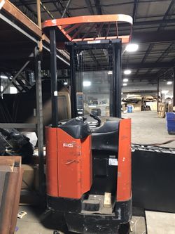 Prime mover forklift RTX 35. Hot sale commercial forklift . $ 6500. Electric, Look like new.comes with charger price is negotiable