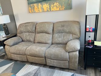 Powered Reclining sofa