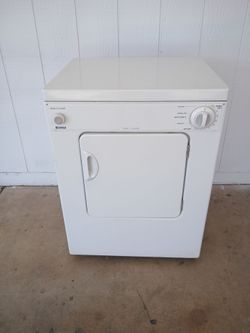 Kenmore, Electric Dryer. 110 Volt