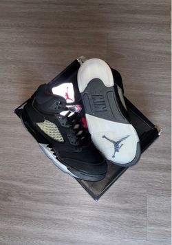 Air Jordan 5 Black Sneakers