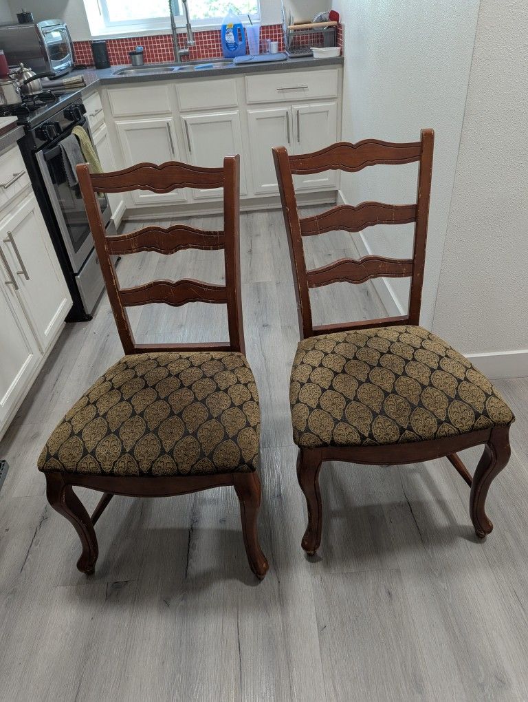 Two Chairs, Need Gone