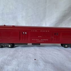 American Flyer post war red New Haven 651 Railway Express Agency train