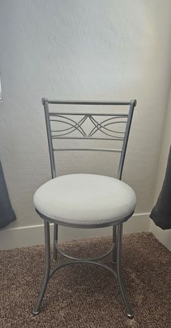 Chrome Vanity Chair for Sale in Las Vegas NV OfferUp