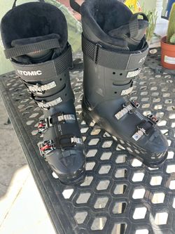 Atomic Ski Boots Black with Buckle Closures (Size 26/26.5)