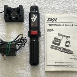 SKIL Cordless Screwdriver-SKIL Twist. 2.4V-Like New Condition! 