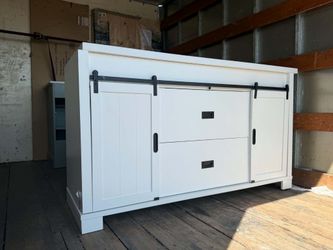 BRAND NEW 60" BATHROOM VANITY DOUBLE SINK WITH DAMAGE