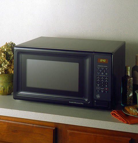 GE Microwave 1.3 Cubic Ft.