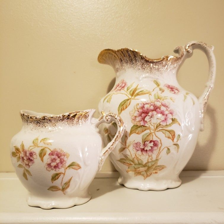 Alba China Bona Fama Est Melior Zona Aurea Pitcher and Creamer