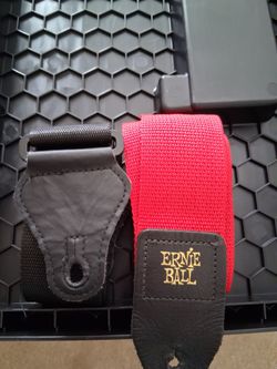 Guitar straps