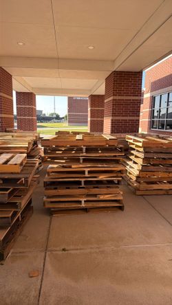 MORE. FREE PALLETS. Pickup it anytime