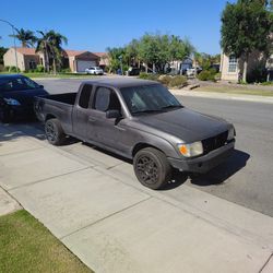 Toyota Tacoma 97 2.4 Cyl