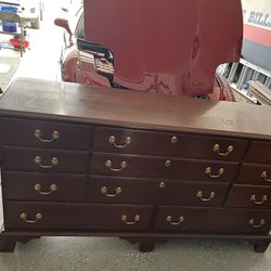 Bedroom Dresser Set