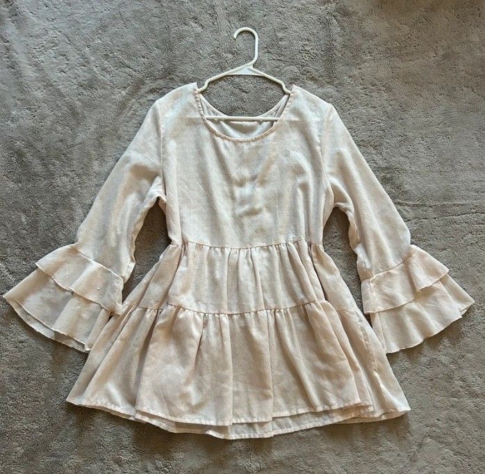 Light Pink scoop Neck Tiered Long Sleeve Blouse