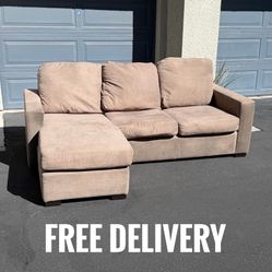 Sectional Couch W/Reversible Chaise Lounge 
