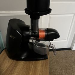 Ninja juicer JC101 Renton Porch Pickup 