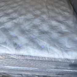 California King Size Bed Mattress King Koil Intimate Medium Firm Euro Top Pillow Stearns & Foster Estate Reserve Luxury Aireloom Kluft Purple Tempur